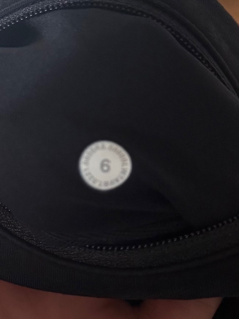 Lululemon Speed Up Shorts - Women's Size 6 - Picture 3 of 3
